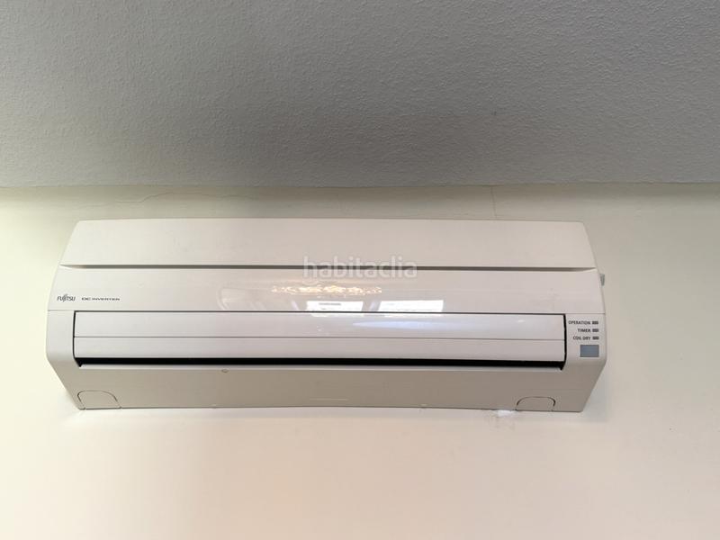 Foto 75043404-4544-4e93-b38d-0b0b192fb043. Flat with heating in Turó de la Peira Barcelona