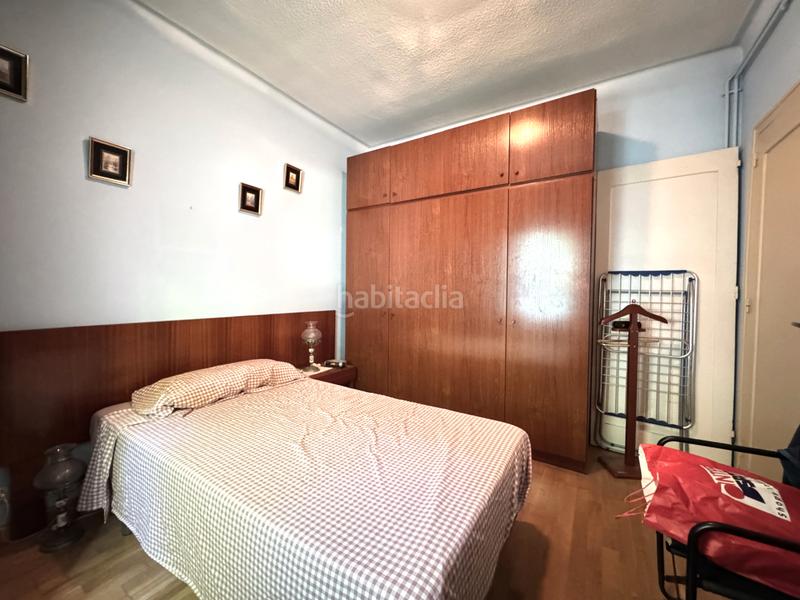 Foto cde5d69f-fefa-4554-a09c-2f6b65e75f7c. Flat with heating in Turó de la Peira Barcelona