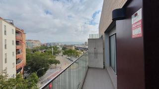 Appartement  Carrer del clot. Piso + parking + trastero
