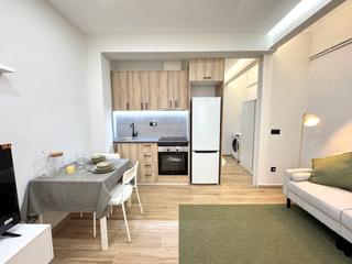 Pis a Carrer de joan de peguera 51. Piso completamente reformado en camp de l'arpa.