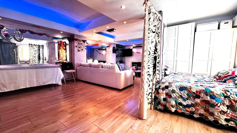 Foto 53dac2dd-4065-4eef-a45e-58887dbed8df. Pis a Santa Rosa Santa Coloma de Gramenet