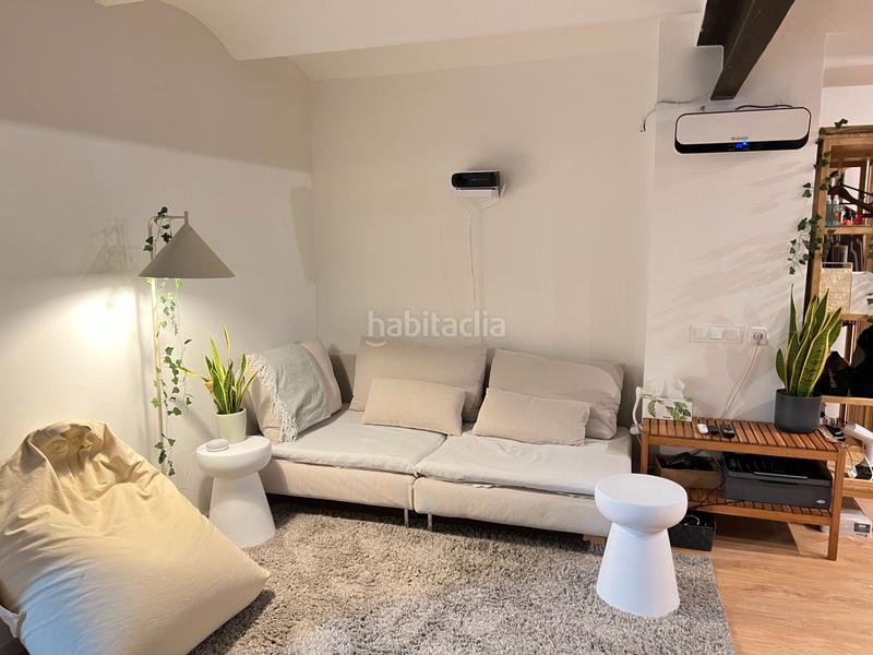Foto d5575f02-c2ad-4f63-8d0c-6825d9cdb601. Flat in El Clot Barcelona