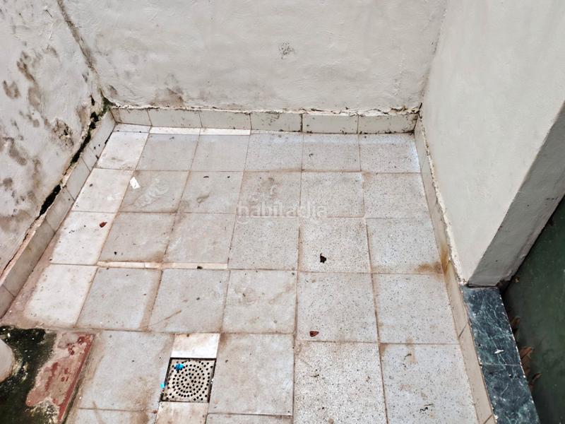 Foto b24aa2ea-d329-4213-95b0-5ac503ba581f. Locale commerciale in Fondo Santa Coloma de Gramenet