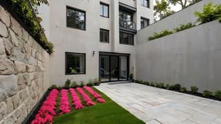 Etagenwohnung in Fort Pienc. Planta baja 3 habitaciones con 30 metros de patio