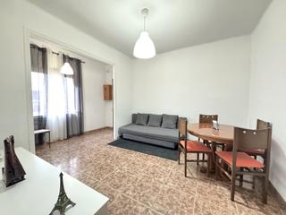 Appartement  Carrer de sant iscle. Piso orientado mar - montaa