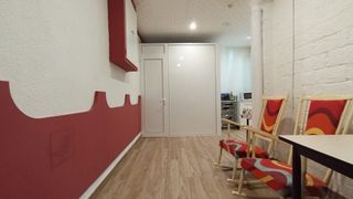 Local Comercial  Carrer de felip ii. Local de 40m² con 2 plantas