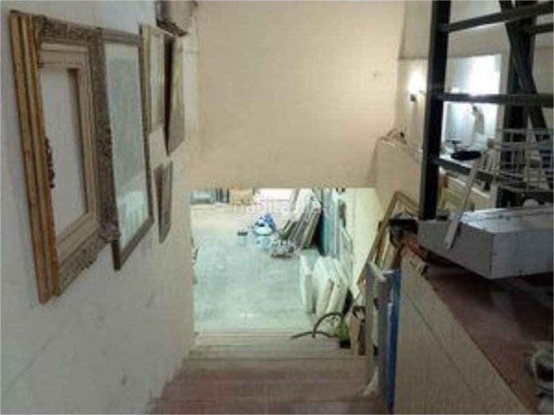 Foto 60bba424-7128-4ea5-84a2-479b50eb0c1e. Local comercial a Prosperitat Barcelona