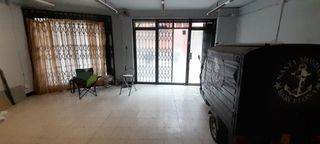 Local Comercial  Carrer del freser. Dolça llar maragall presenta en exclusiva este local de 100m² to
