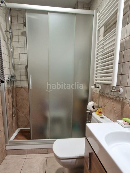 Foto 02cc744d-edad-4a5a-ba09-74f2732e0c60. Casa adossada amb calefacció a Sant Andreu de Palomar Barcelona