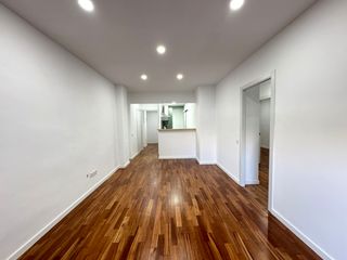 Pis  Gran via de les corts catalanes. Piso exterior totalmente reformado