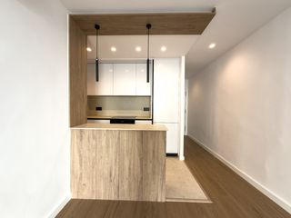 Pis a Carrer de josep serrano 43. Piso reformado a estrenar con balc�n � 3 habitaciones � can baro