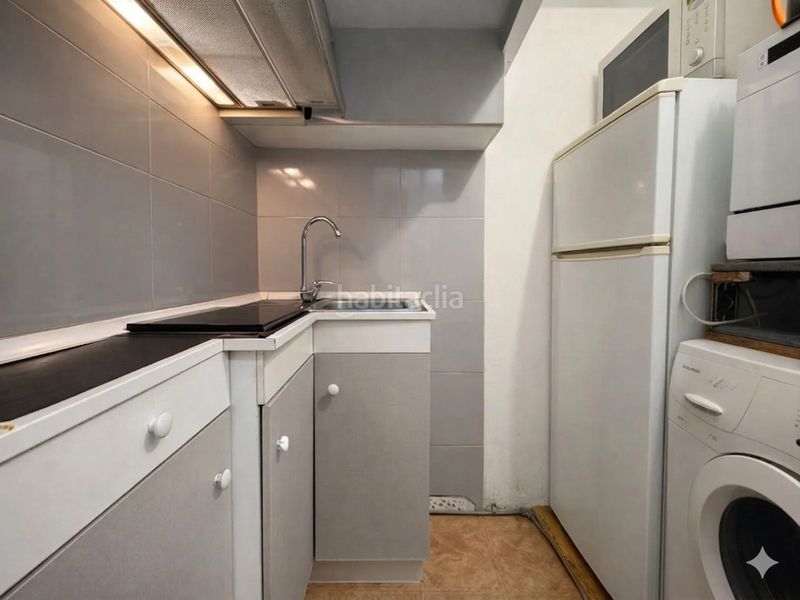 Foto 4ad3e92a-02da-46f0-b0c0-4b3bd857e9dd. Estudi a Vilapicina - Torre Llobeta Barcelona