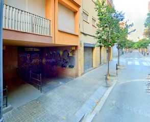 Aparcament cotxe a Carrer d'Ignasi Iglesias