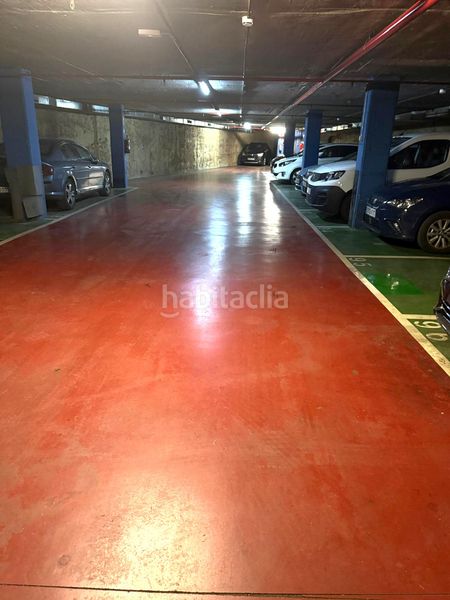 Foto b7a9974f-924d-436c-8713-88c52aceb117. Aparcament cotxe a La Sagrera Barcelona