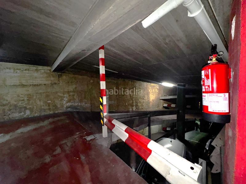 Foto be41ec45-1e59-40c1-b492-6473223fb358. Aparcament cotxe a La Sagrera Barcelona