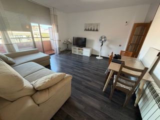 Etagenwohnung  Avinguda meridiana. Oportunidad  para entrar a vivir, piso 3 habitaciones sobre av.m