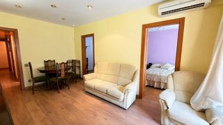 Flat  Carrer de sigüenza. Dolça llar sant andreu nord ofrece en exclusiva este  entresuelo