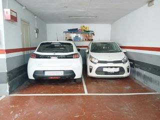 Aparcament cotxe a Carrer de l'Artesania 214