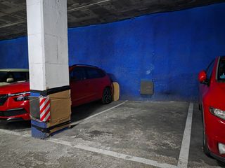 Car parking  Carrer de villar