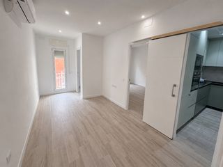 Pis  Carrer de terra baixa