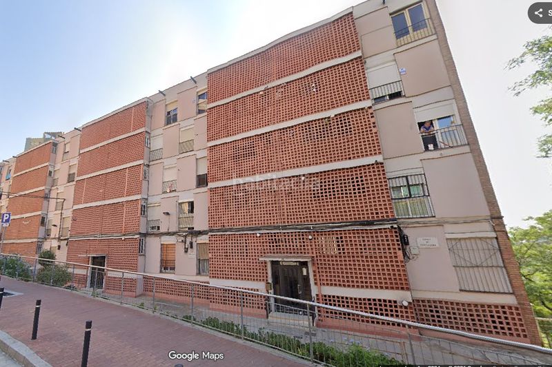Foto 4e4a2866-1f27-46c0-84d8-f9ebc9d9f58c. Pis a Ciutat Meridiana Barcelona