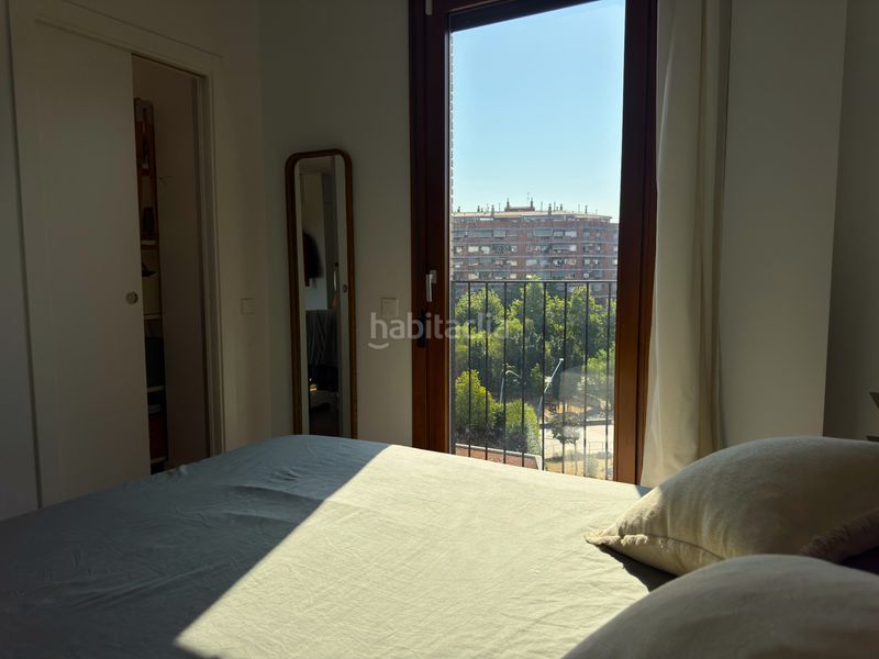 Foto bdac592d-394c-4026-81ee-00230ec1a298. Àtic amb calefacció a El Camp de l´Arpa del Clot Barcelona