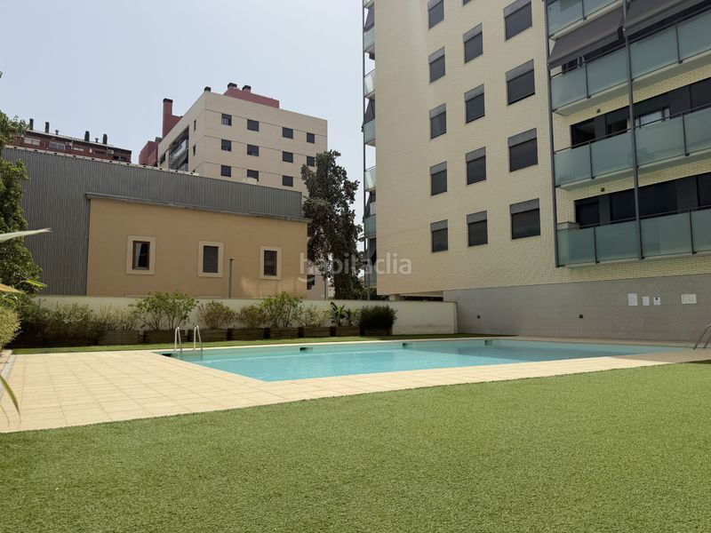 Foto 5ec0b01d-9cf2-4848-a24a-04157fddbea6. Pis amb calefacció aparcament piscina a Sant Andreu de Palomar Barcelona