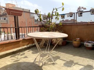 Dachwohnung  Carrer de coll. �tico en carrer el coll, la sagrera