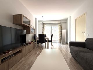 Pis  Carrer del clot. Piso exterior con balcon