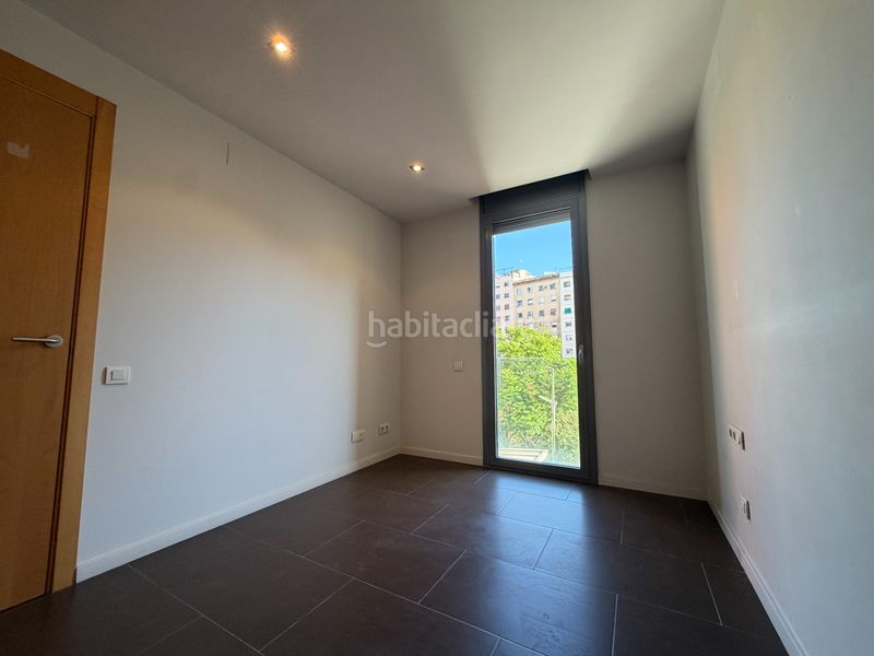 Foto d520d197-cd04-48fb-8c19-49c37b7a45fa. Pis a El Camp de l´Arpa del Clot Barcelona