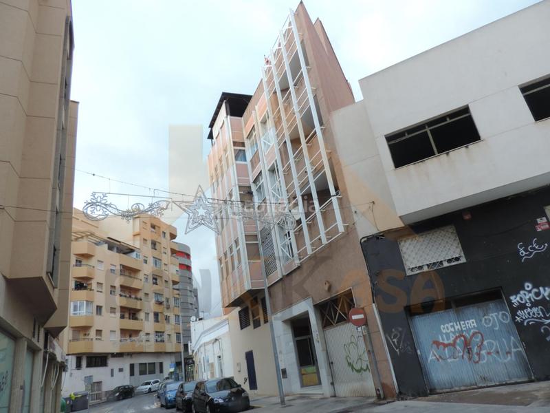 Foto 68070d51-28bd-40b6-a113-4b3a6443834a. Appartement avec terrasse dans Pabellón - Estación - El Corte Inglés Ejido (El)