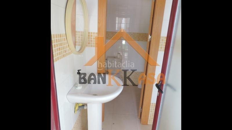 Foto de66c1e9-1f7f-41cd-8be0-3d25515ca56f. Piso se vende piso en urbanización con piscina en Dalías