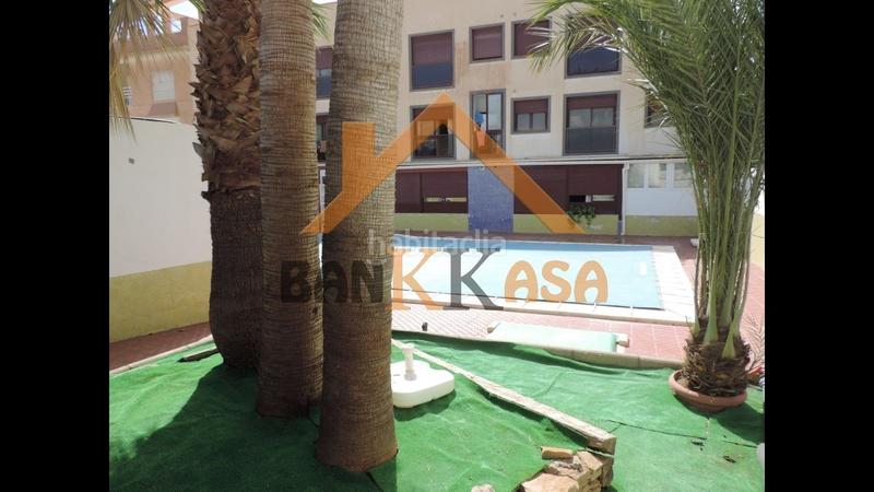 Foto f83151d7-197f-4795-b143-5778827b023a. Piso se vende piso en urbanización con piscina en Dalías