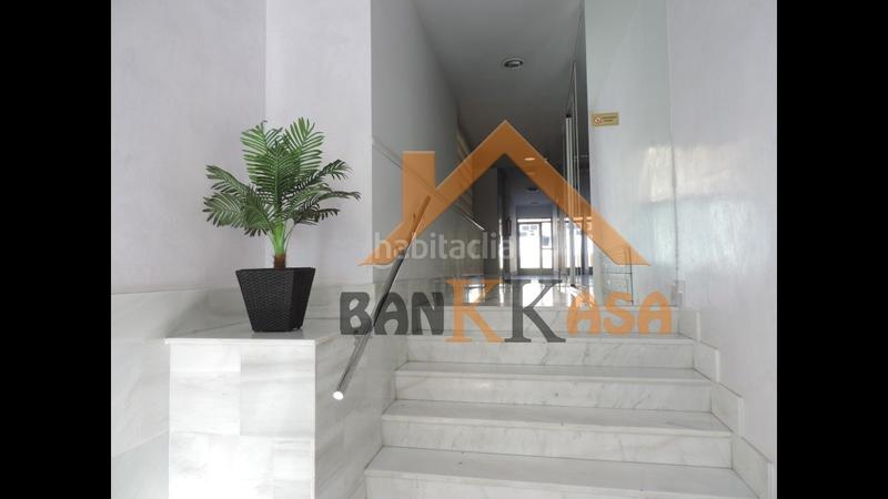 Foto feef4f4f-3875-43a6-853b-35f41f87a504. Piso se vende piso en urbanización con piscina en Dalías