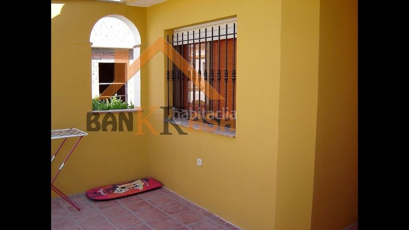 Foto eb411323-d434-46c0-8790-8a62669ef62a. Pis amb calefacció aparcament a Balanegra