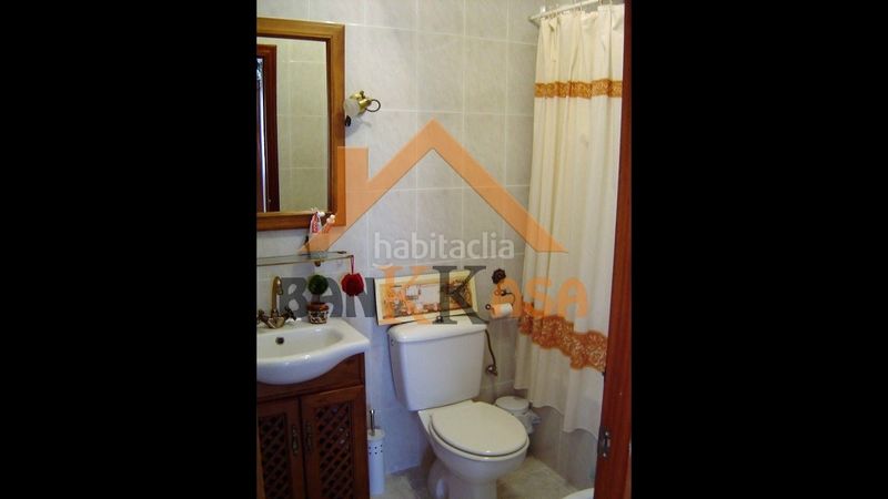 Foto fe8dd49e-35ad-49bb-b623-a65b1a8c51bc. Pis amb calefacció aparcament a Balanegra