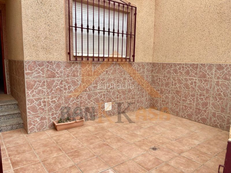 Foto 5c28cea7-695c-4e96-8eb5-f6ba059b28a6. Casa amb aparcament a Las Norias Ejido (El)