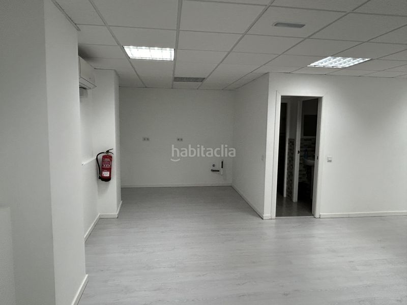 Foto 974dbfaa-0ae7-4954-a140-7d0b68777699. Affitto ufficio in calle ruiz de alda 4 in Santa Catalina - Canteras Palmas de Gran Canaria (Las)