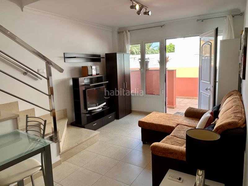 Foto 2f5c9acb-271a-47ca-b6b0-a60d6bcf8fb0. Casa en calle alcalde juan évora suárez 23 **dúplex en venta en el castillo - ¡tu nuevo inversión!** en Antigua