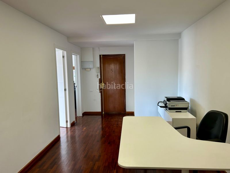 Foto d1a2c247-4f29-4262-8f05-4e68654240e3. Affitto ufficio in calle pilarillo seco 8 in Triana Palmas de Gran Canaria (Las)