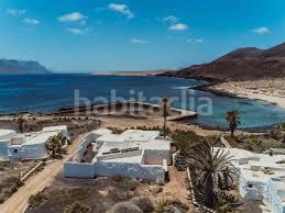 Foto d59992ef-4337-46aa-80b1-3689b64ba8dd. Casa a caserío pedro barba 21 a La Graciosa Teguise