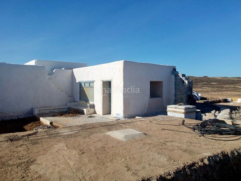 Foto fdbd05a7-ba79-4771-8d1e-9391062f2f4a. Casa a caserío pedro barba 21 a La Graciosa Teguise