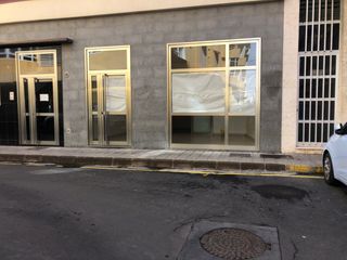 Geschäftsraum in Calle Rafael Lorenzo García 5