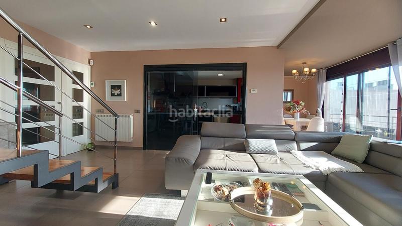 Foto 1ab16692-a5fb-4e6c-9158-f77821bcead3. Zweistöckige wohnung mit heizung in Palafolls