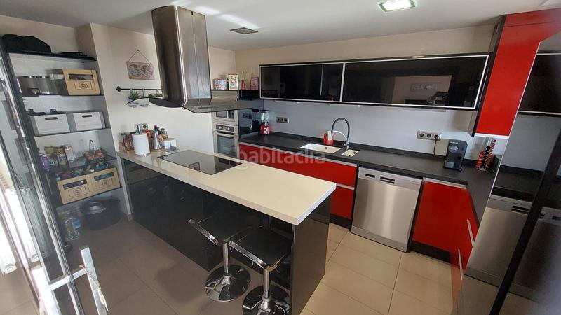 Foto b5394d57-aa48-438b-b92e-d8a81f3bdf48. Zweistöckige wohnung mit heizung in Palafolls