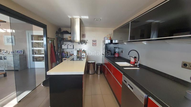 Foto f817f733-2eff-49ff-af10-4819c703b078. Zweistöckige wohnung mit heizung in Palafolls