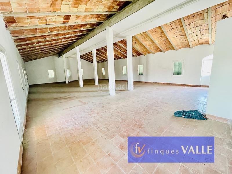 Foto c13aebd7-ef64-4764-aae3-17a81d885d82. Edifici a Tordera Tordera