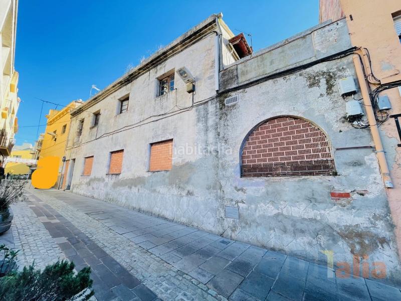 Foto b3477070-a397-4c61-8e75-638cfb53a349. Casa aparellada a Tordera Tordera