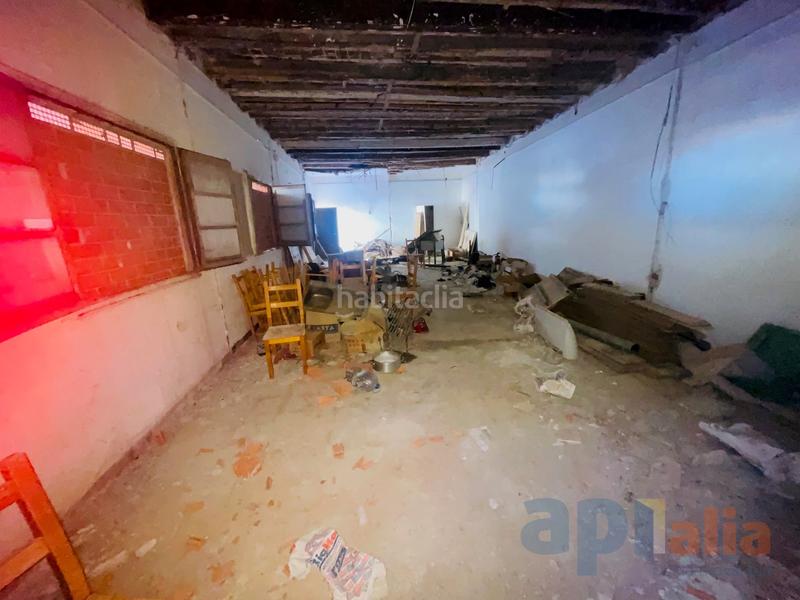 Foto cf8e9f1c-8016-45c8-9500-98910460b6a9. Casa aparellada a Tordera Tordera