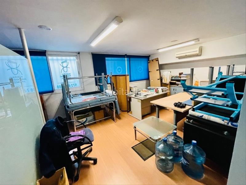 Foto c4c57e45-bf38-4692-8288-352e99367c93. Location local commercial avec chauffage dans Eixample Nord Girona